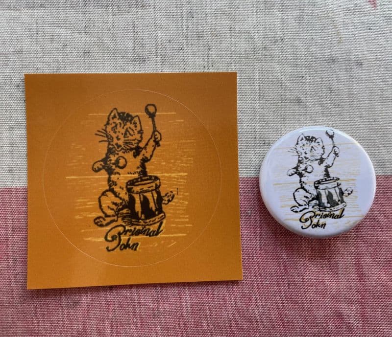 T-Drumming Kitten〈White〉