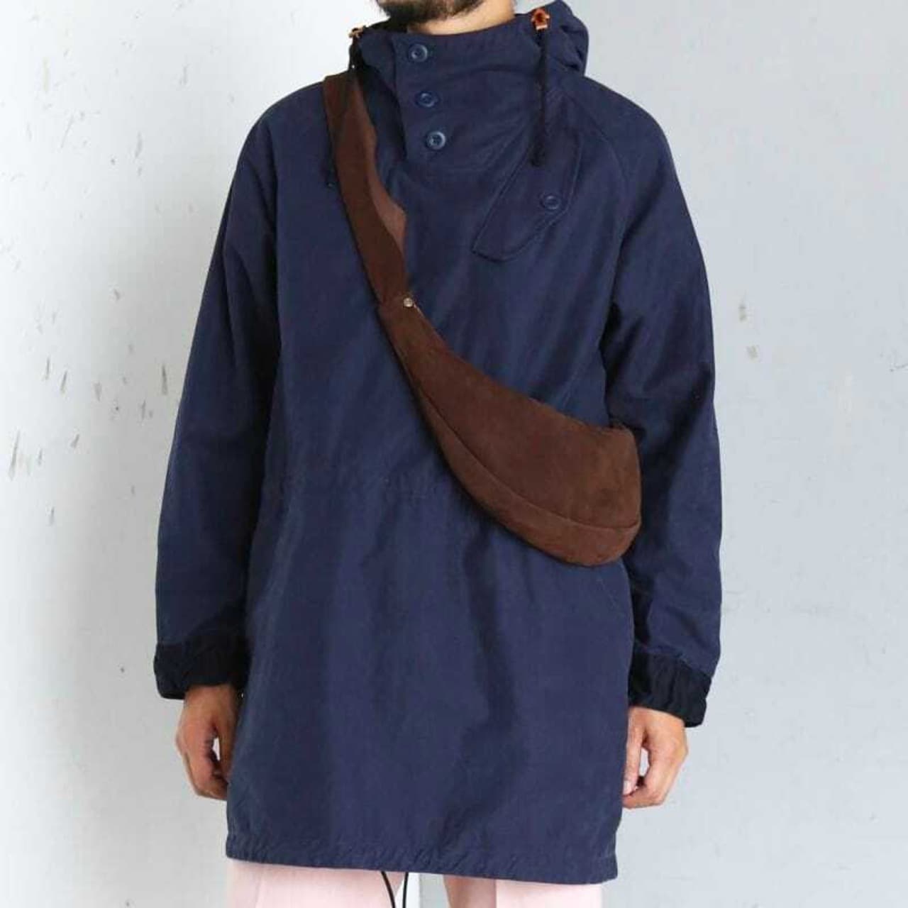 Tiny Banana Bag〈Suede Brown〉