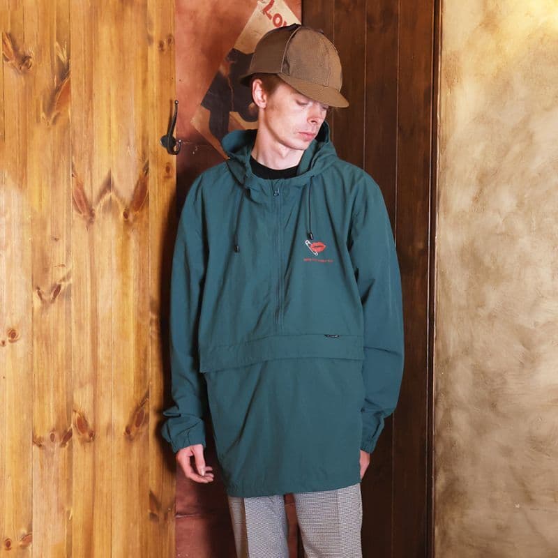 Original John (オリジナル ジョン) | ワッシャー加工のナイロン生地を使用した90'sアプローチ アノラック〈Green〉 - Sopwith camel