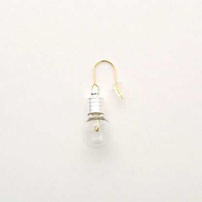 Aquvii(アクビ) | 豆電球をモチーフにしたピアスとネックレス Light bulb series [aq.017] - Sopwith camel
