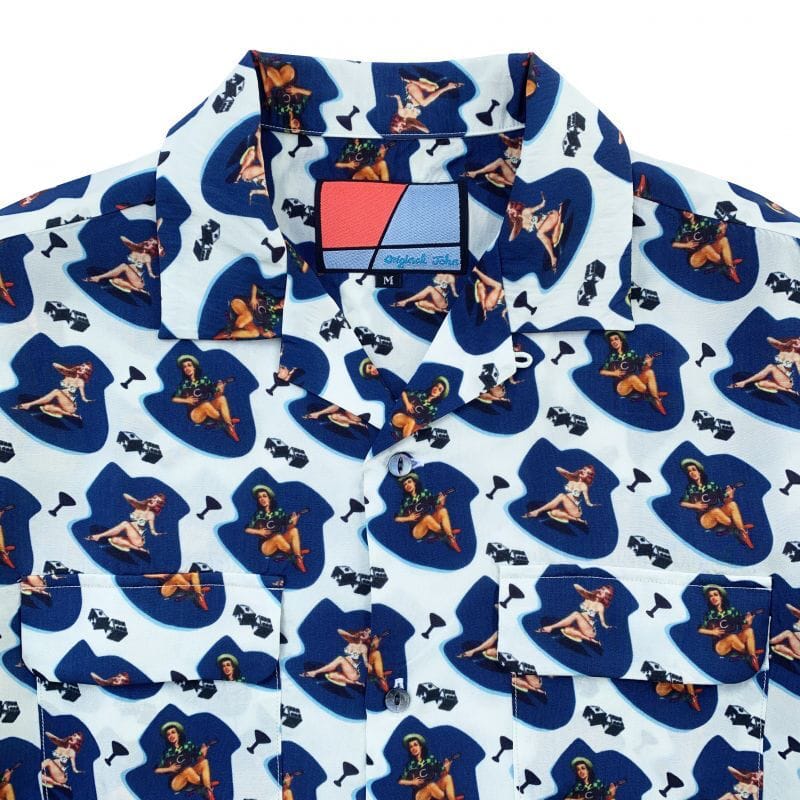 Original John(オリジナル ジョン) | ピンナップガール柄を全面にプリントした男心をくすぐる長袖オープンカラーシャツ〈Ivory〉 - Sopwith camel