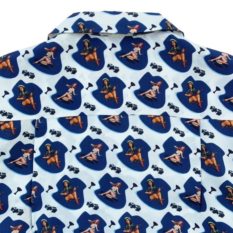 Original John(オリジナル ジョン) | ピンナップガール柄を全面にプリントした男心をくすぐる長袖オープンカラーシャツ〈Ivory〉 - Sopwith camel