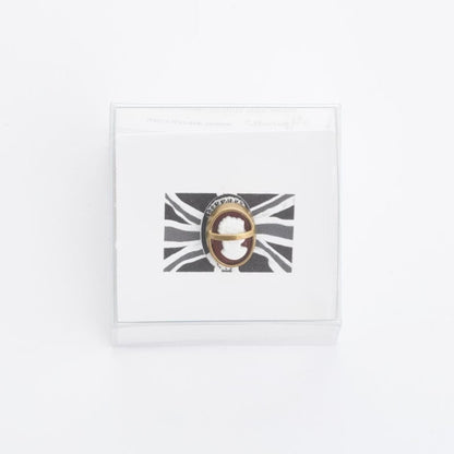 Blinds cameo Pierce
