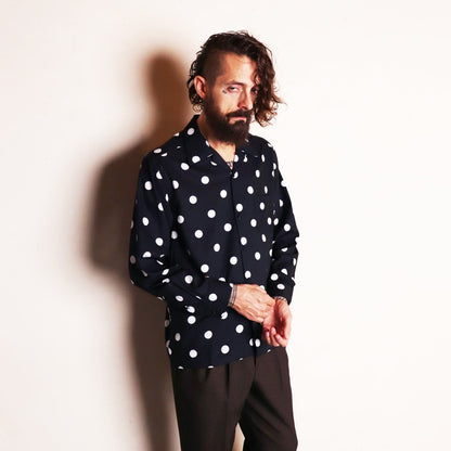 Covered Button Open Collar Shirts〈Black〉