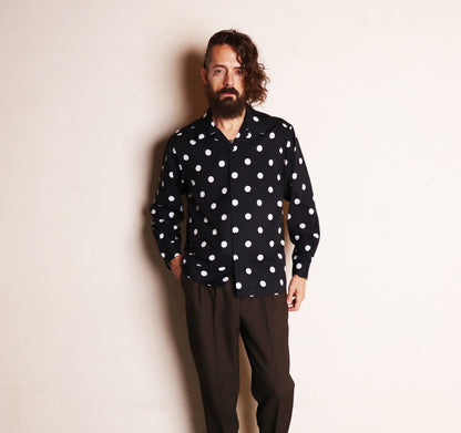 Covered Button Open Collar Shirts〈Black〉