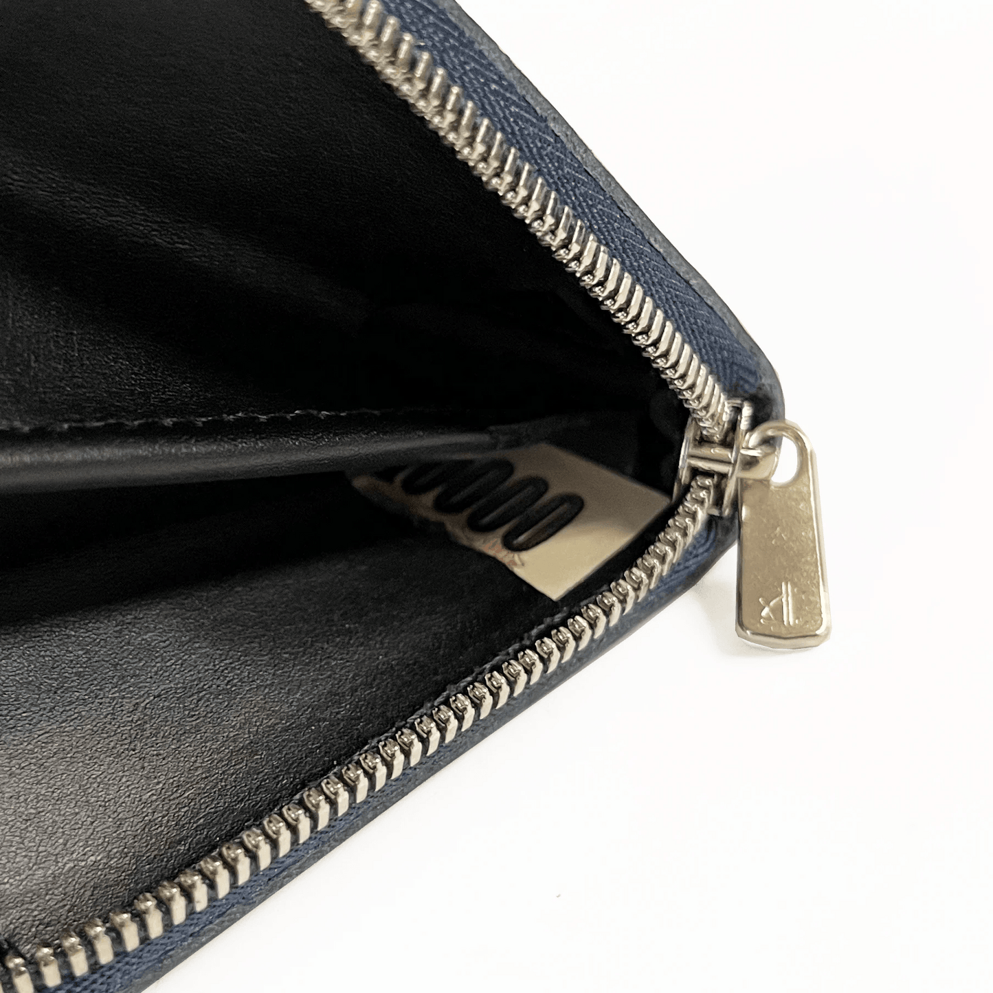 Round Zip Wallet (Pueblo Leather)