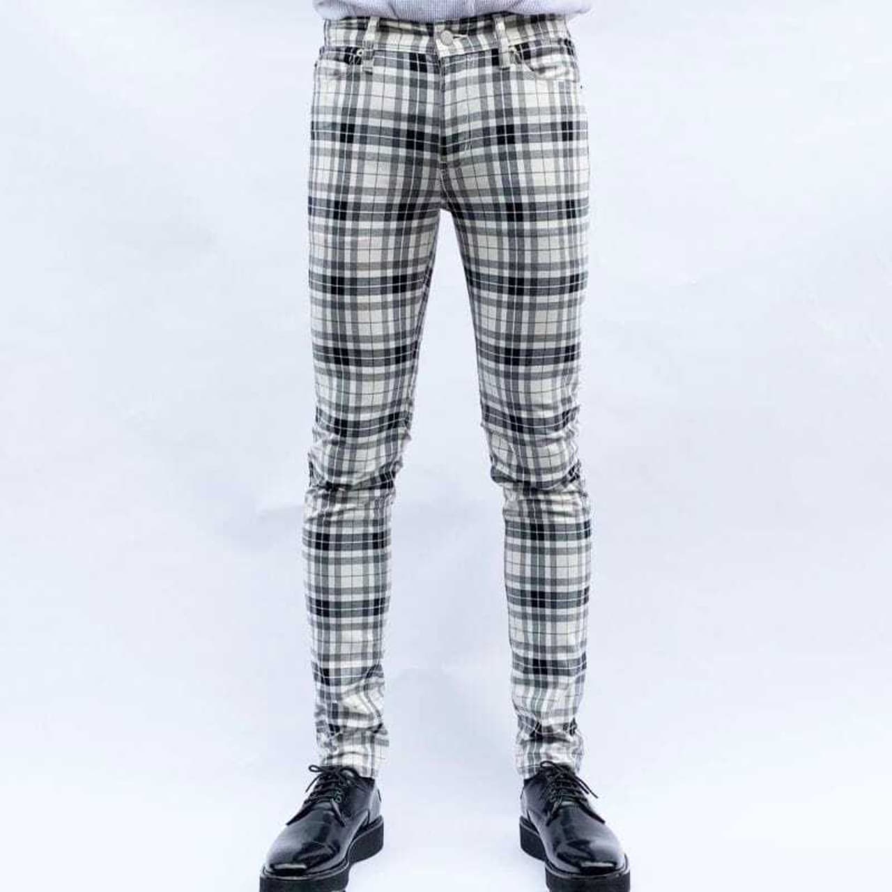 Kinky Narrow Pants