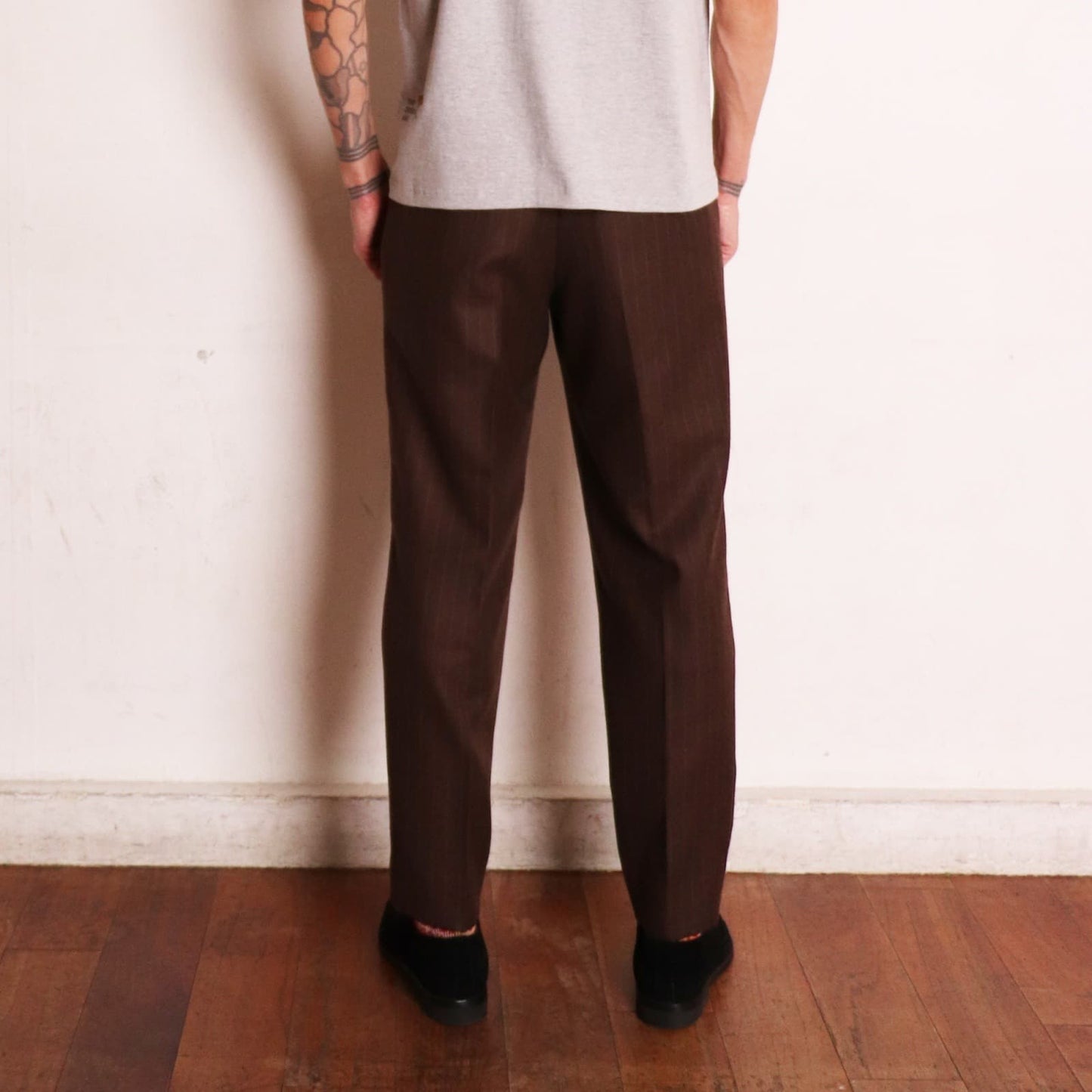 Peg Top Trousers〈Brown〉