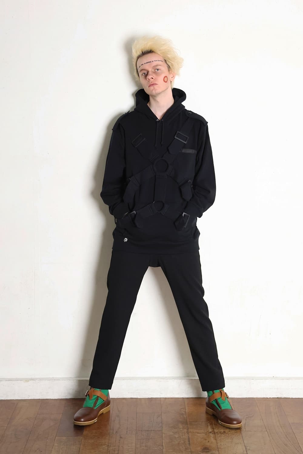 【10月発売予定】Parachute Hoodie