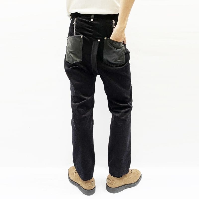 Relaxing Punky Trousers〈Black〉
