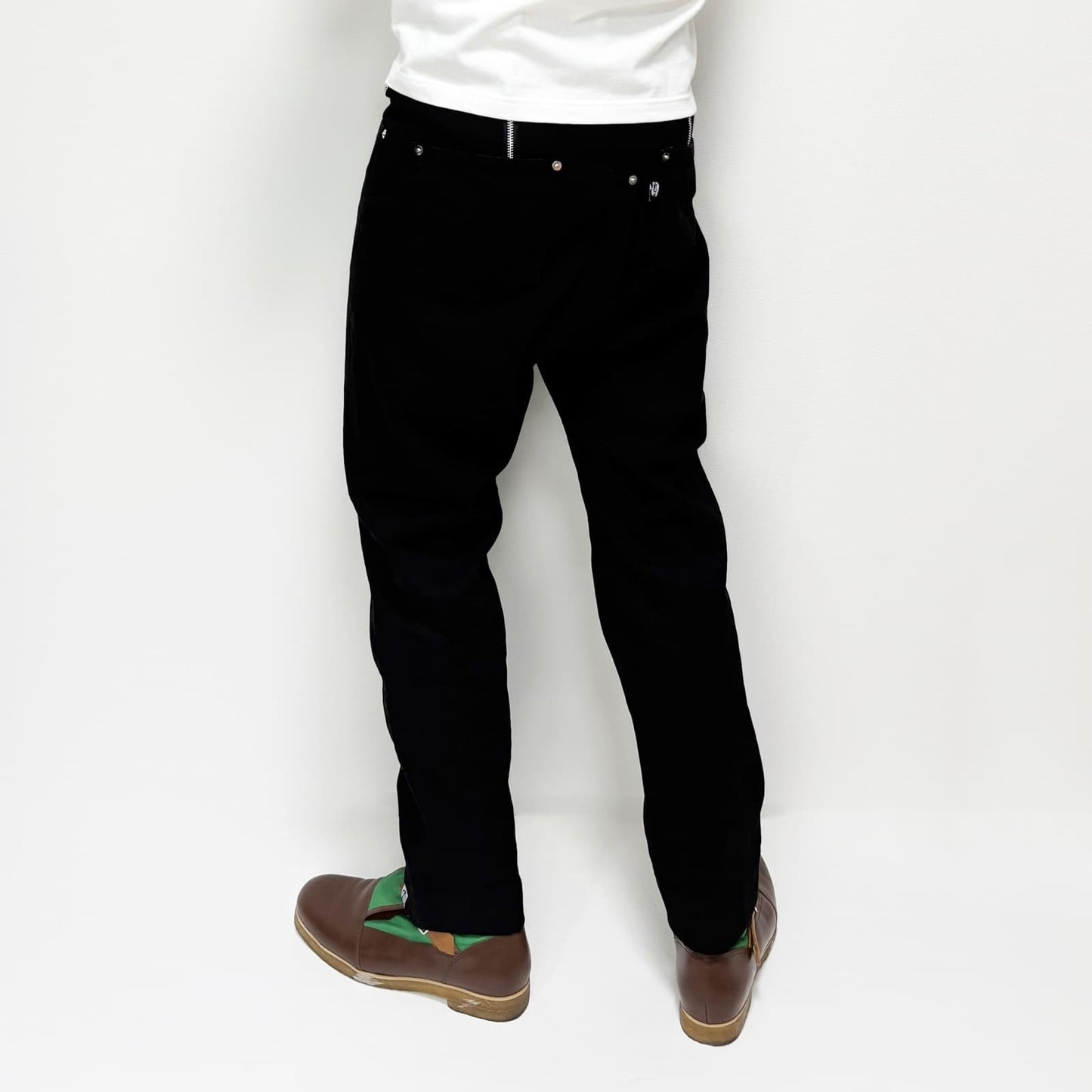 【11月発売予定】Relaxing Punky Jeans