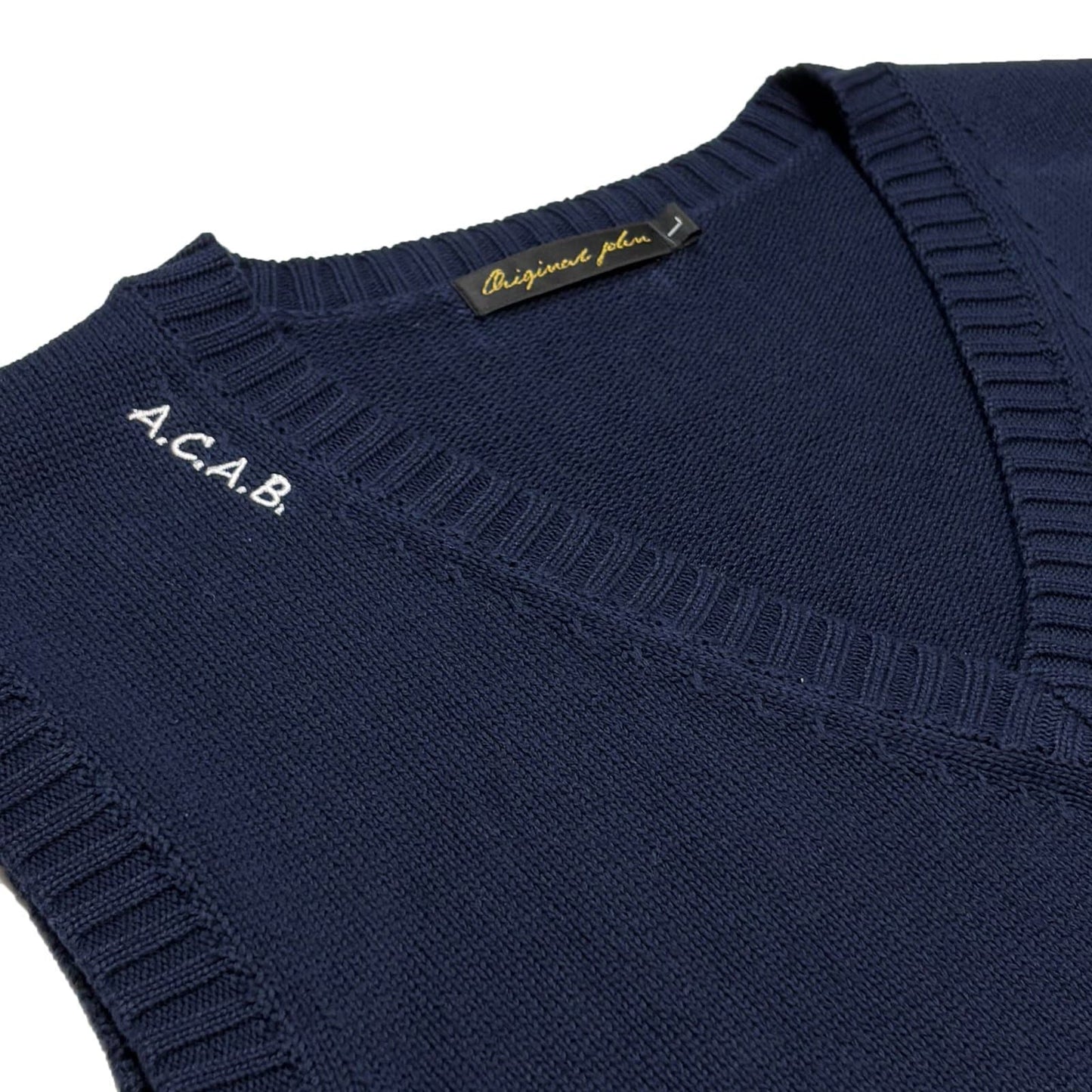 【8月発売予定】V-Neck Knit Vest