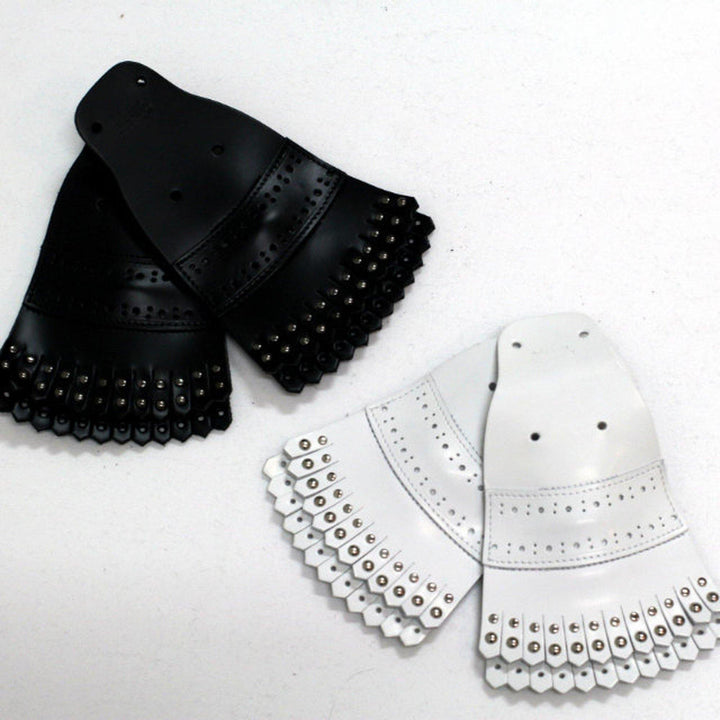 K,SNOBS | Studs Kiltie Tongue - Sopwith camel