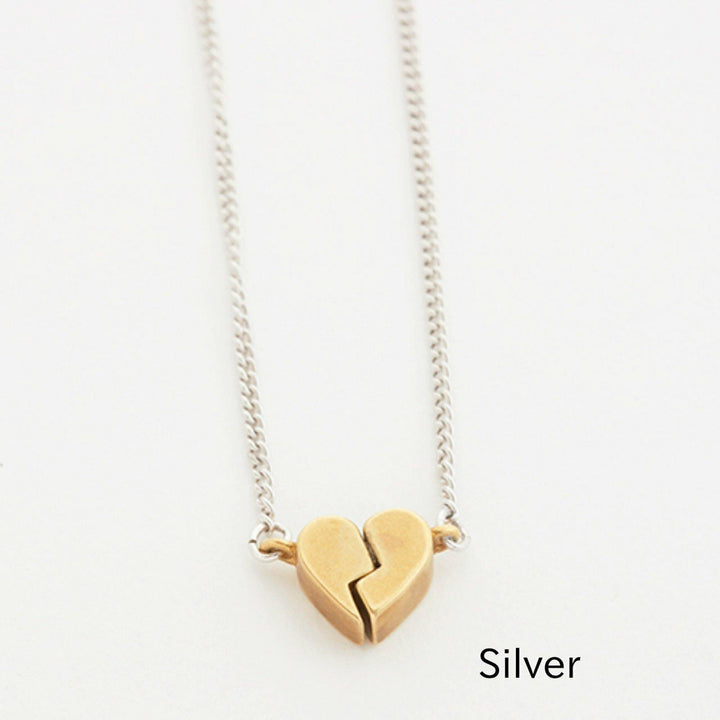 Aquvii(アクビ) | 磁石でくっつくハートがモチーフのネックレス Kissing Necklace [aq.095] - Sopwith camel