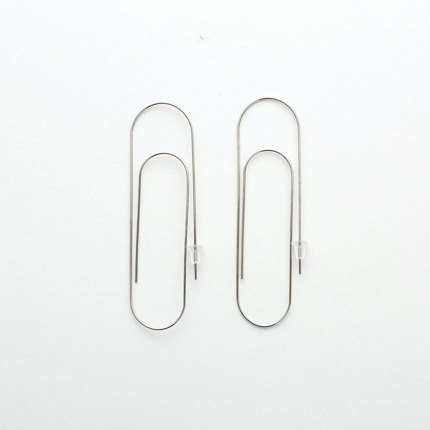 Aquvii(アクビ) | 大きめサイズのゼムクリップをモチーフにしたチタン製ピアス Titan clip pierce [aq.075] - Sopwith camel
