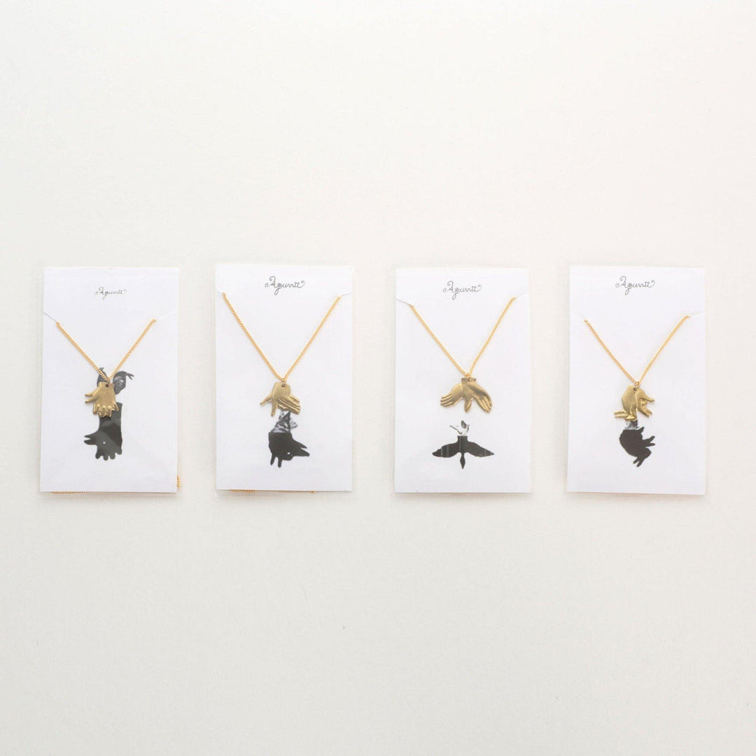 Aquvii(アクビ) | 手で作る影絵をモチーフにしたネックレス Hand shadow Necklace [aq.010] - Sopwith camel