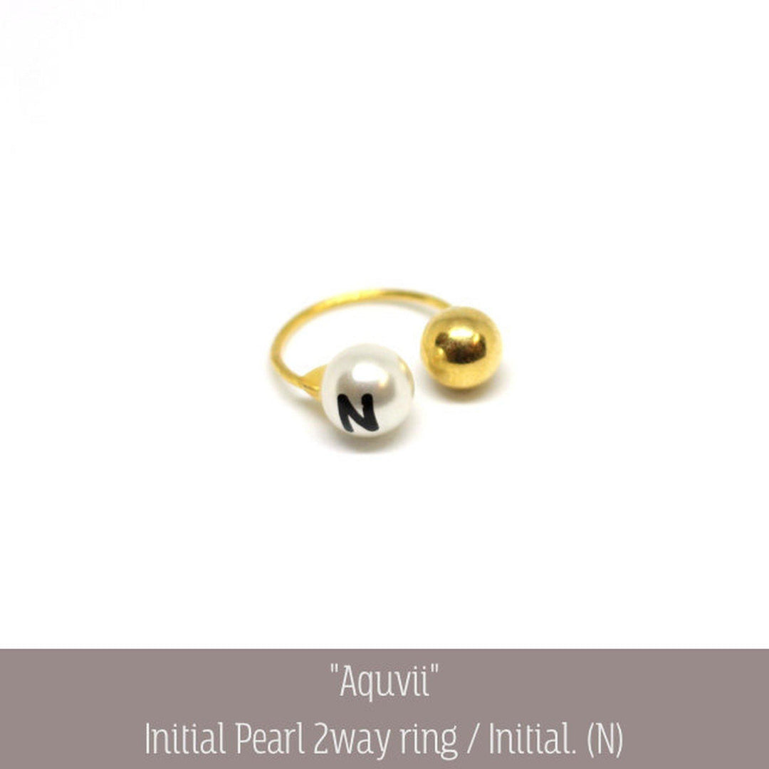 Aquvii(アクビ) | 指輪とイヤーカフどちらでも使えるイニシャル入りパールのアクセサリー Initial Pearl 2way ring - Sopwith camel