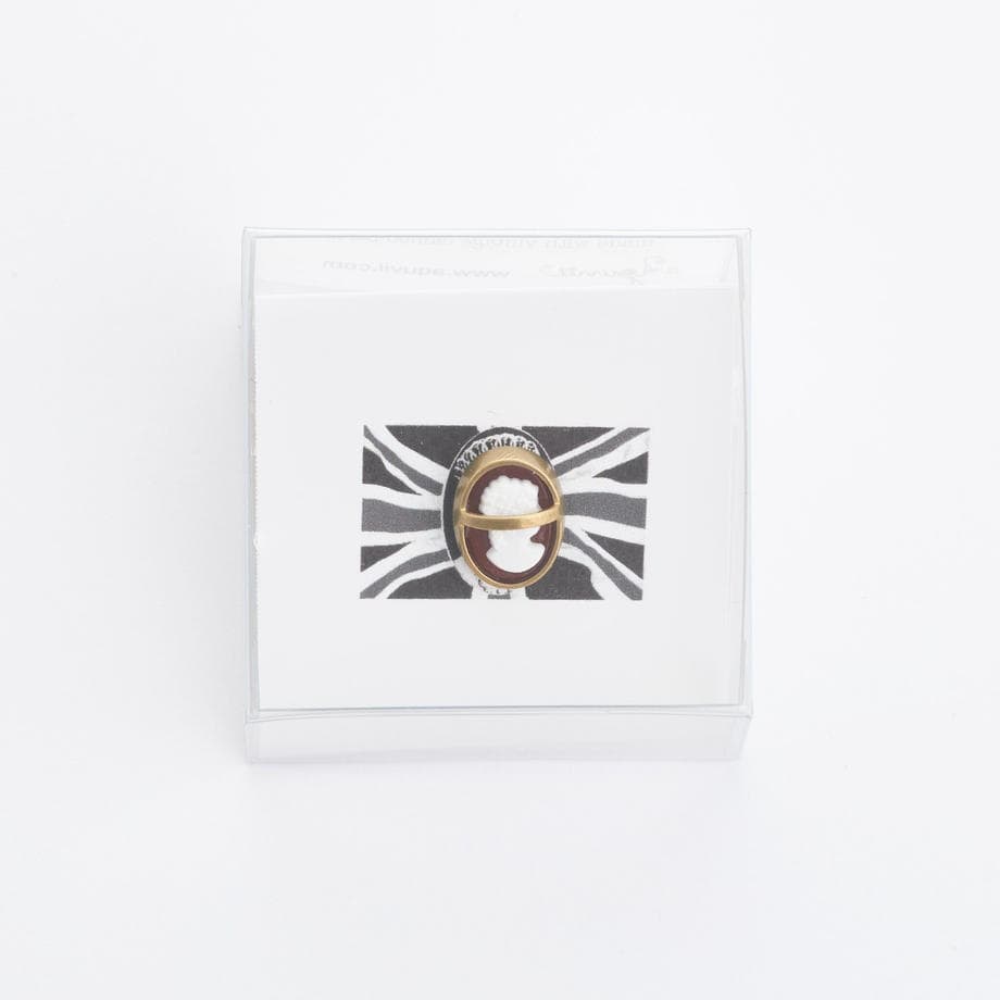 Aquvii(アクビ) | ビンテージのカメオパーツを使ったピアス Blinds cameo Ring [aq.111] - Sopwith camel