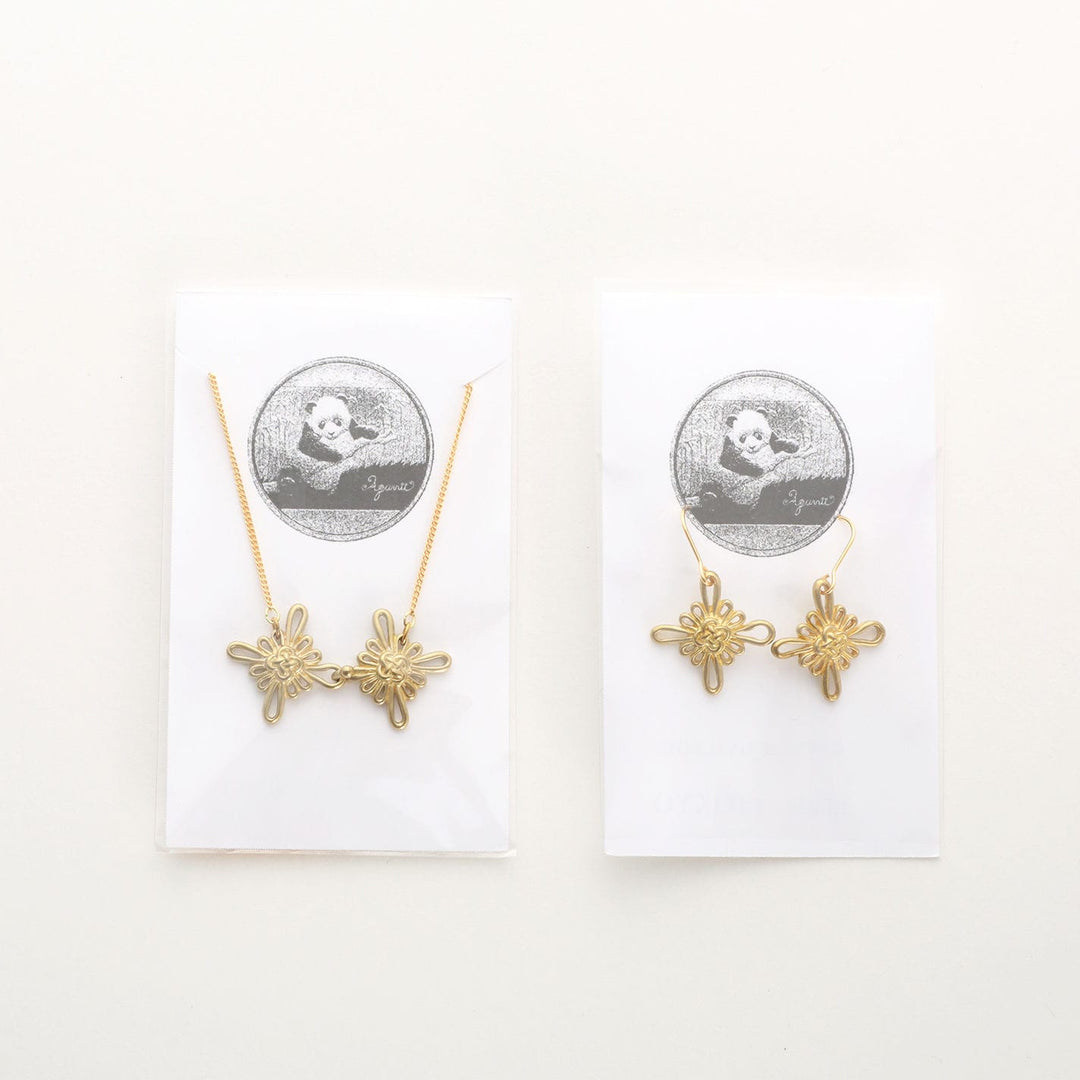 Aquvii(アクビ) | チャイナボタンをモチーフにしたアクセサリー(ネックレス・ピアス) China Button Series [aq.045] - Sopwith camel