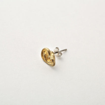 Aquvii(アクビ) | 耳をモチーフとした"Aquvii"オリジナルアクセサリー(ネックレス・ピアス) Ear series - Sopwith camel