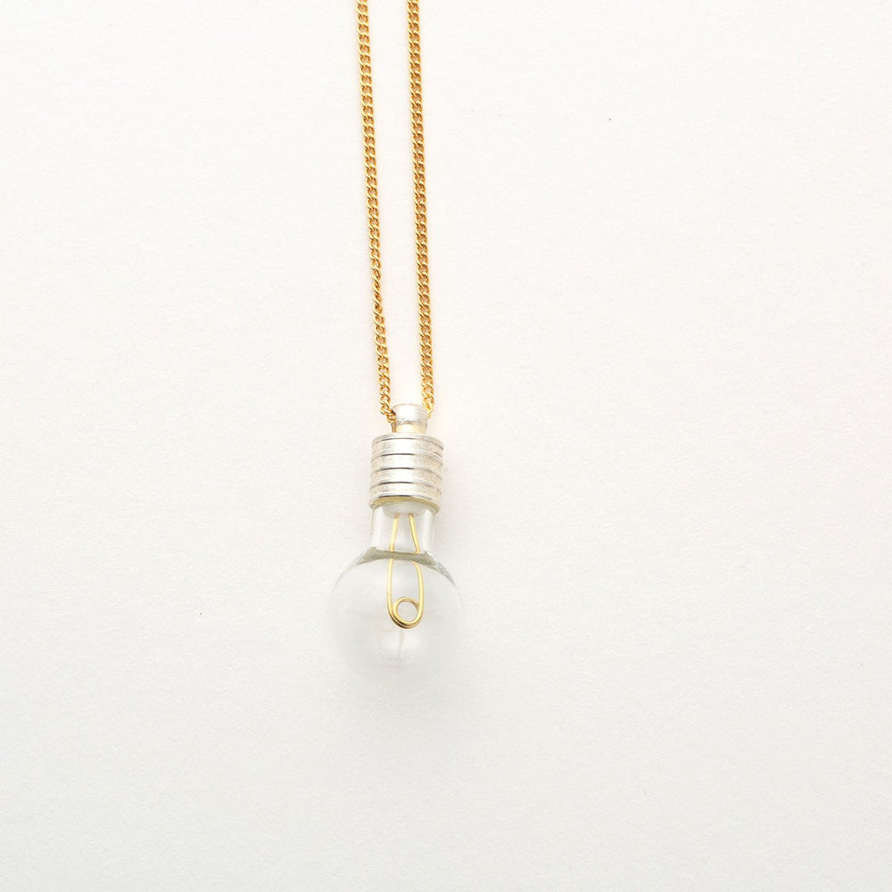 Aquvii(アクビ) | 豆電球をモチーフにしたピアスとネックレス Light bulb series [aq.017] - Sopwith camel