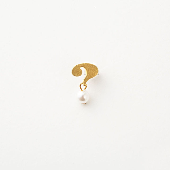 Aquvii(アクビ) | クエスチョンマークをモチーフにしたネックレスとピアス Question series [aq.016] - Sopwith camel
