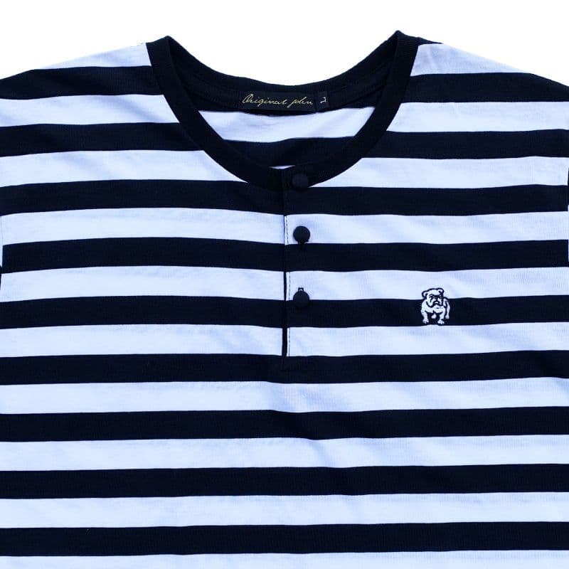 Original John(オリジナル ジョン) | クルミボタンのボーダー柄ヘンリーネックTシャツ〈Black×White〉 - Sopwith camel