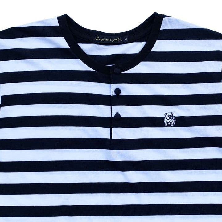 Original John(オリジナル ジョン) | クルミボタンのボーダー柄ヘンリーネックTシャツ〈Black×White〉 - Sopwith camel