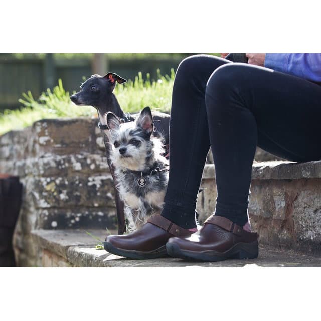 TUFFA BOOTS (タッファ ブーツ) | ジョッキーサンダル CARLOW レザー クロッグ 〈Black〉 - Sopwith camel