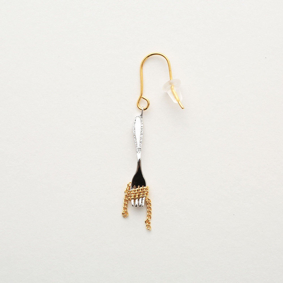 Aquvii(アクビ) | フォークに絡まるパスタをモチーフにしたアクセサリー(ネックレス・ピアス) Pasta series [aq.041] - Sopwith camel