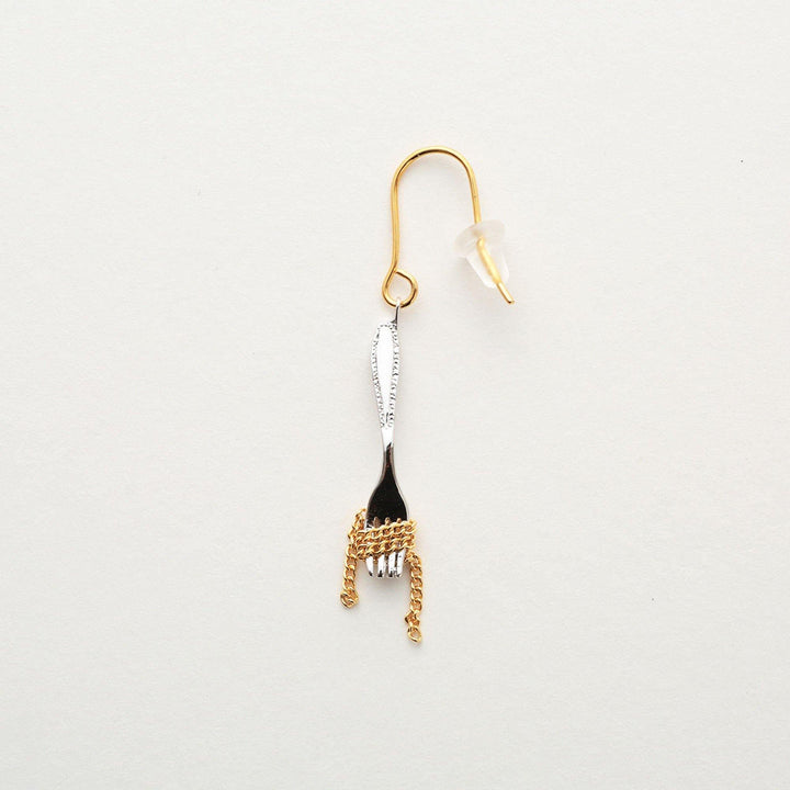Aquvii(アクビ) | フォークに絡まるパスタをモチーフにしたアクセサリー(ネックレス・ピアス) Pasta series [aq.041] - Sopwith camel