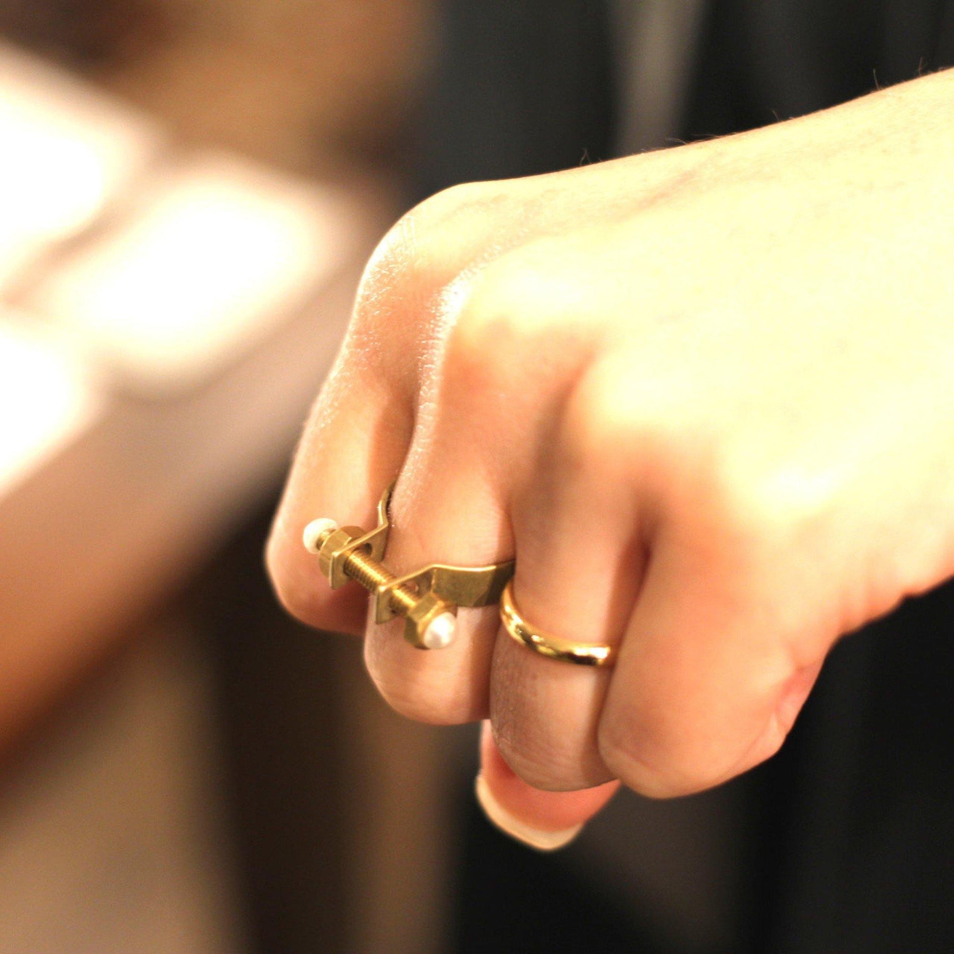 Aquvii(アクビ) | フランケンシュタインをモチーフにしたボルトデザインのリング(指輪) Franken ring [aq.064] - Sopwith camel