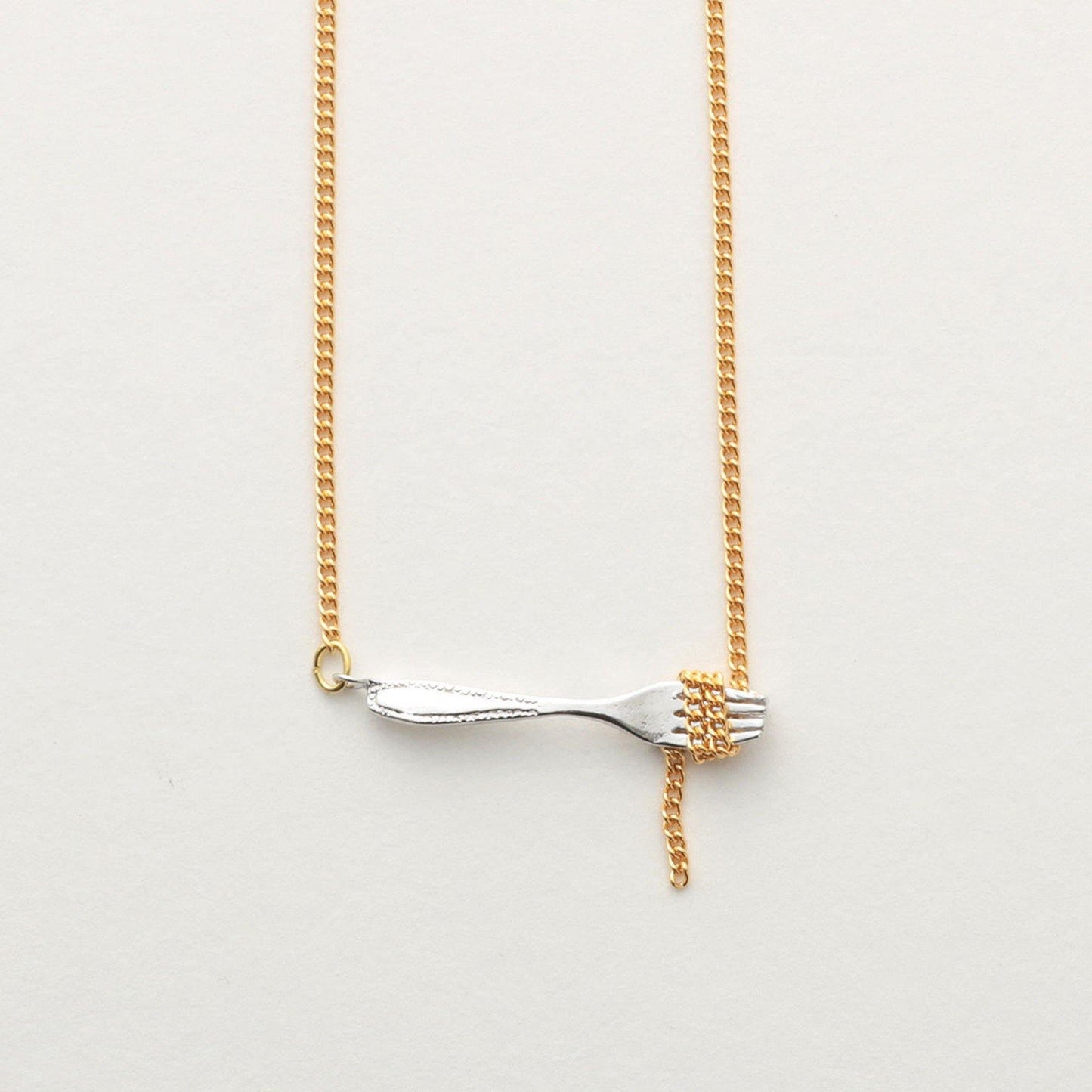Aquvii(アクビ) | フォークに絡まるパスタをモチーフにしたアクセサリー(ネックレス・ピアス) Pasta series [aq.041] - Sopwith camel
