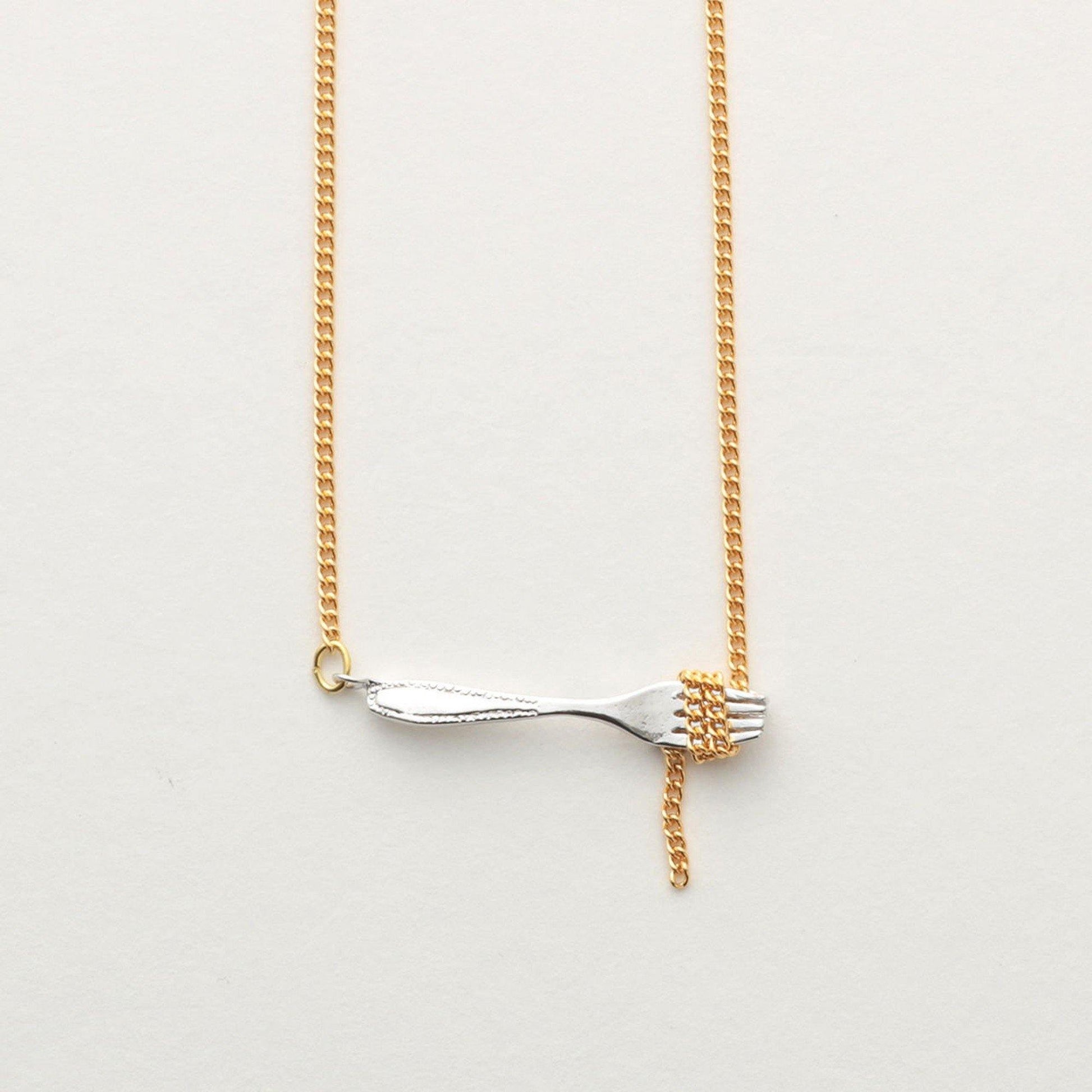 Aquvii(アクビ) | フォークに絡まるパスタをモチーフにしたアクセサリー(ネックレス・ピアス) Pasta series [aq.041] - Sopwith camel