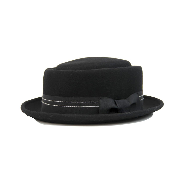 Madcap England (マッドキャップ イングランド) | クラシックなモッズ・SKAスタイルのポークパイハット〈Black〉 - Sopwith camel